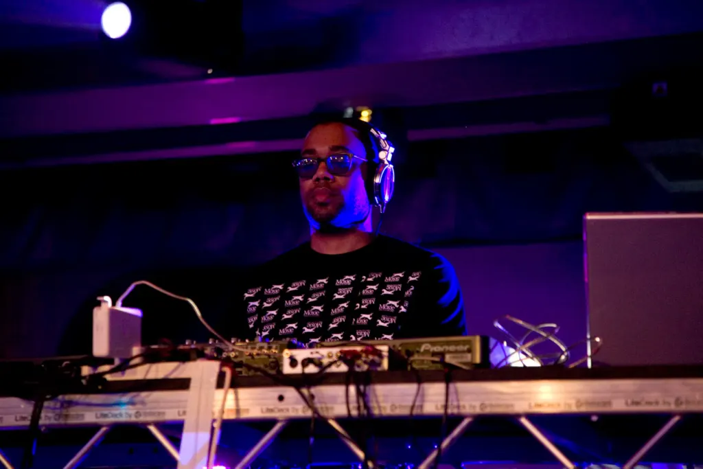Bloc Weekend 2009 — documentary, event and music photograph in Minehead, Somerset, UK, frame 113 of 114.